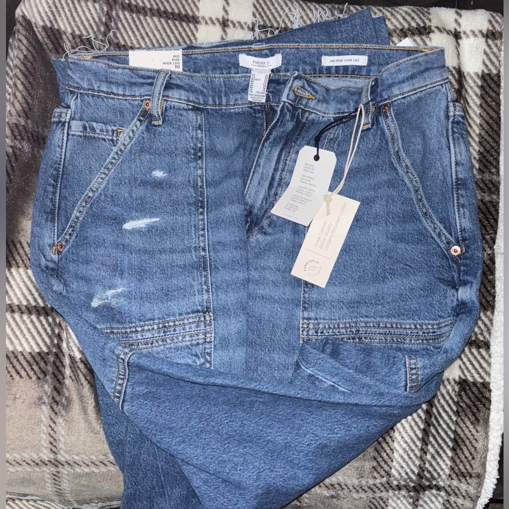 Wide leg jeans
